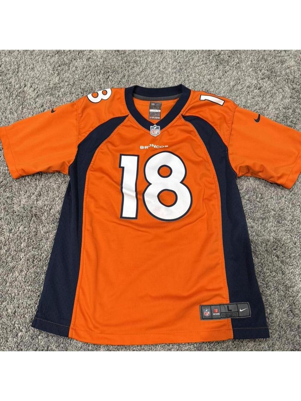 Denver Broncos NFL #18 Peyton Manning Football Jersey Large